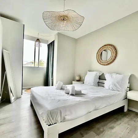 Magnifique 2 Avec Piscine Et Parking A - Fr-1-789-2 Antibes