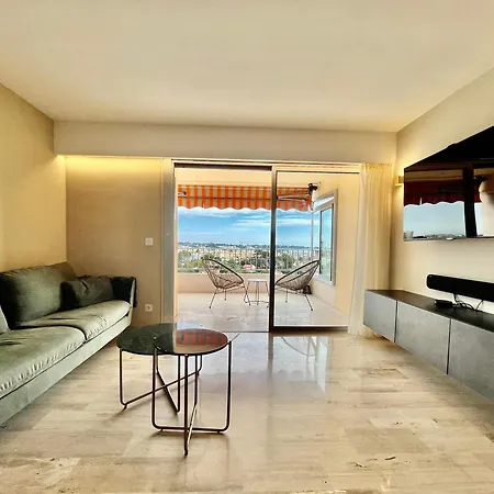 Magnifique 2 Avec Piscine Et Parking A - Fr-1-789-2 Antibes